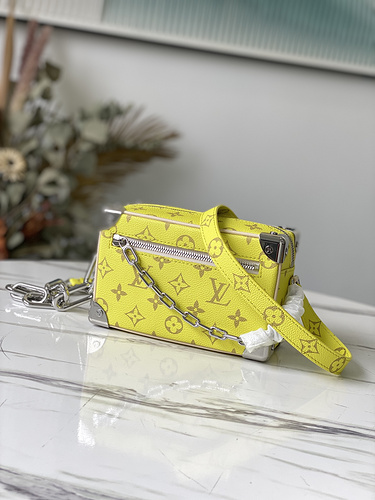 LV Type number m444480 yellow flower-6933a621